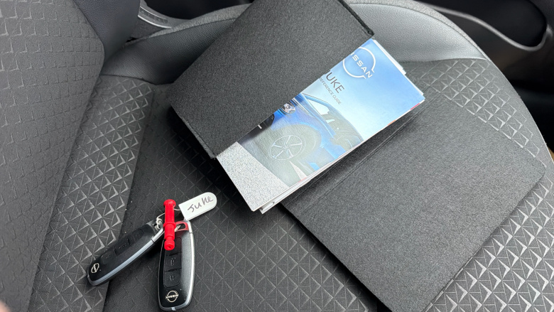 Nissan Juke 1.0 DiG-T N-Connecta 5dr Petrol Hatchback